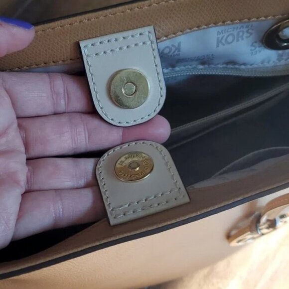 NWOT MICHAEL KORS Camel/Tan Jet Set Medium Tote w/6 pockets - Picture 7 of 11